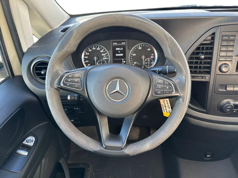 Mercedes-Benz Vito usata a Milano (11)