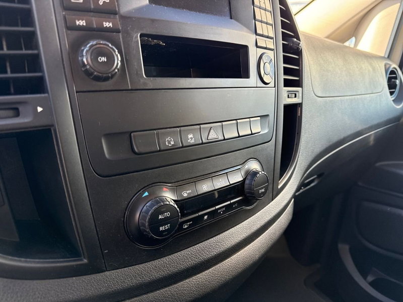 Mercedes-Benz Vito usata a Milano (14)