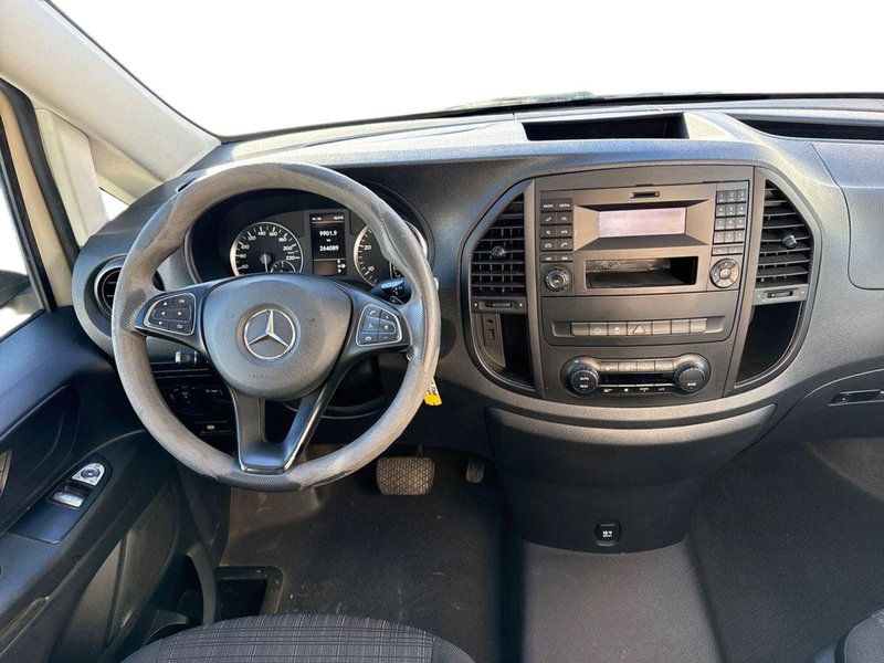 Mercedes-Benz Vito usata a Milano (9)