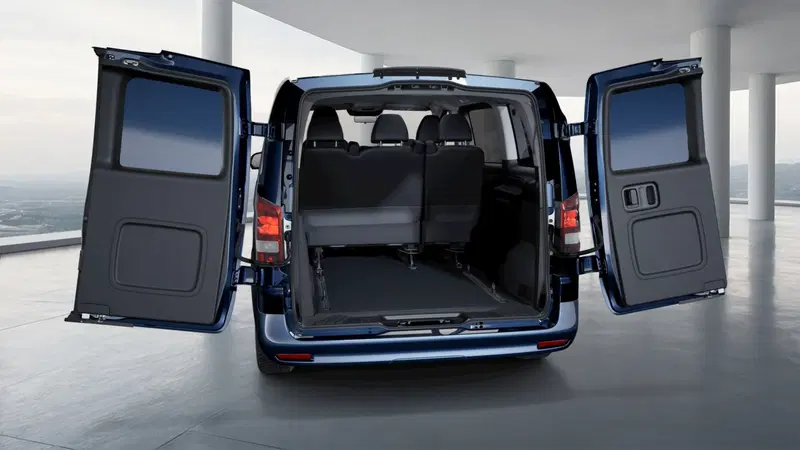 Mercedes-Benz Vito nuova a Milano (8)