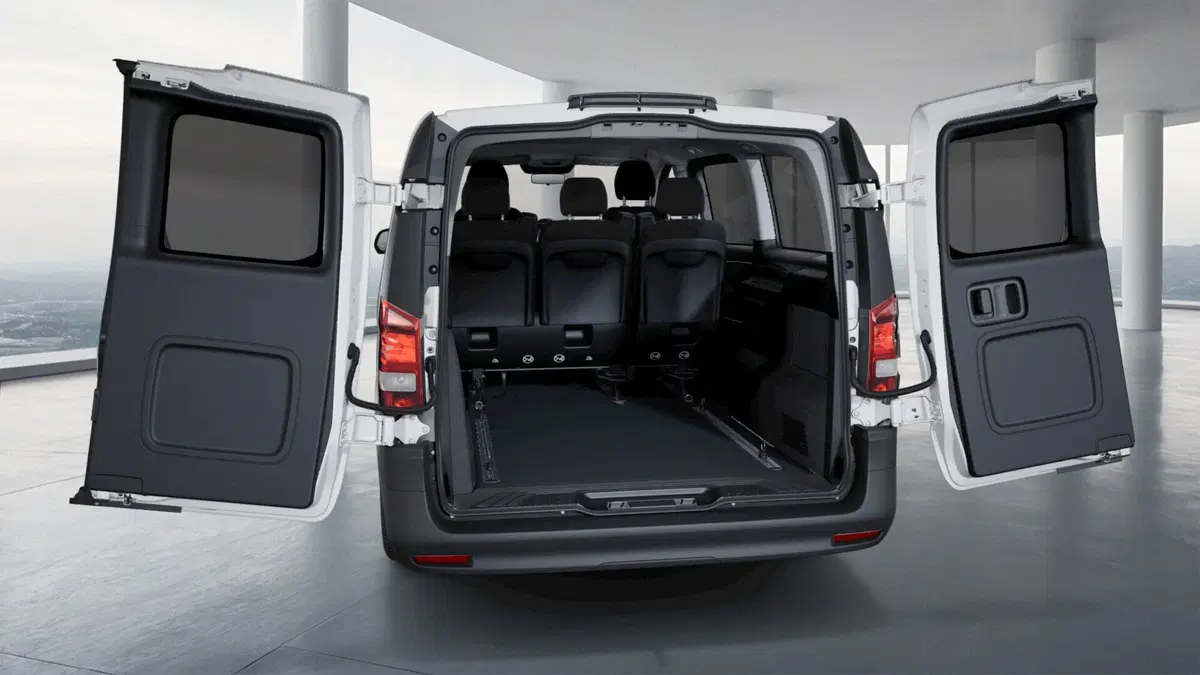 Mercedes-Benz Vito nuova a Milano (8)