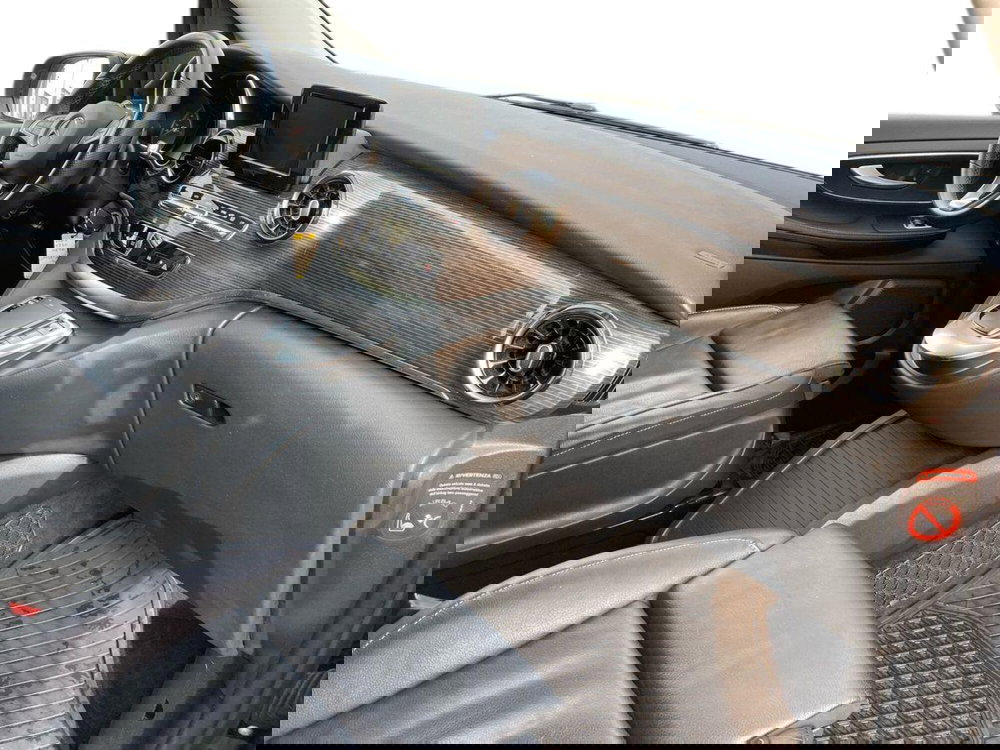 Mercedes-Benz Classe V usata a Milano (15)