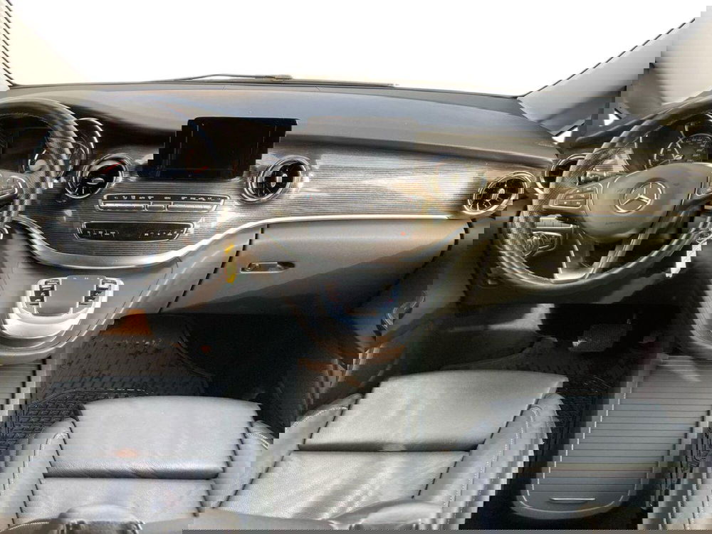 Mercedes-Benz Classe V usata a Milano (9)