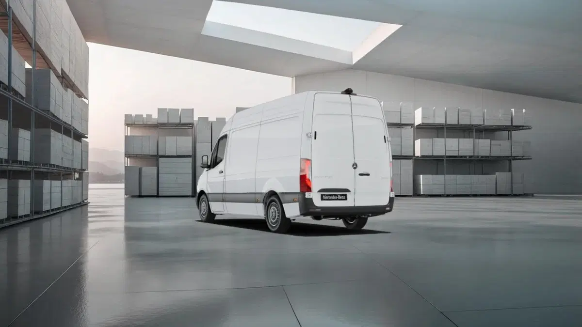 Mercedes-Benz Sprinter nuova a Milano (5)