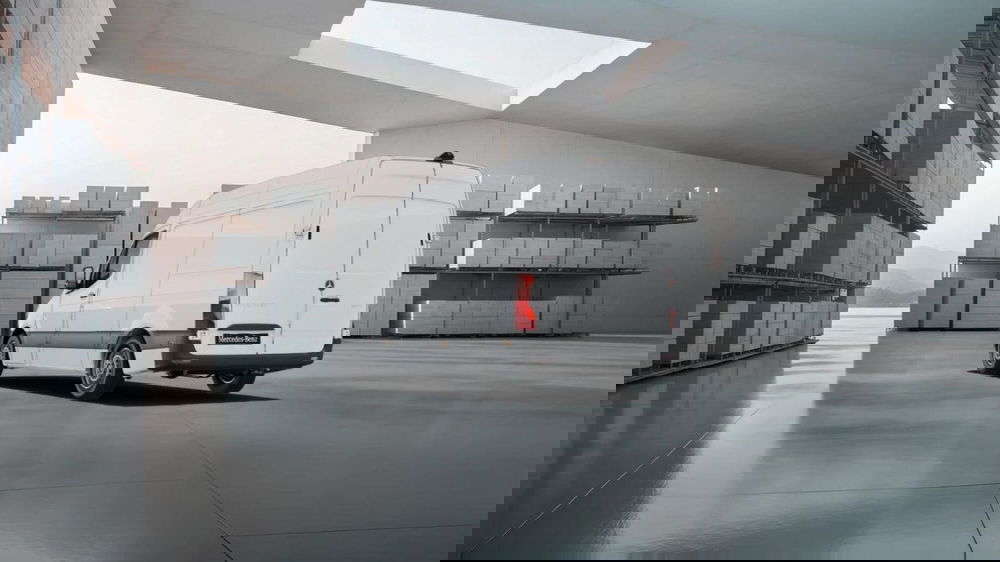 Mercedes-Benz Sprinter nuova a Milano (5)