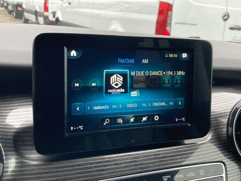 Mercedes-Benz Classe V usata a Milano (12)