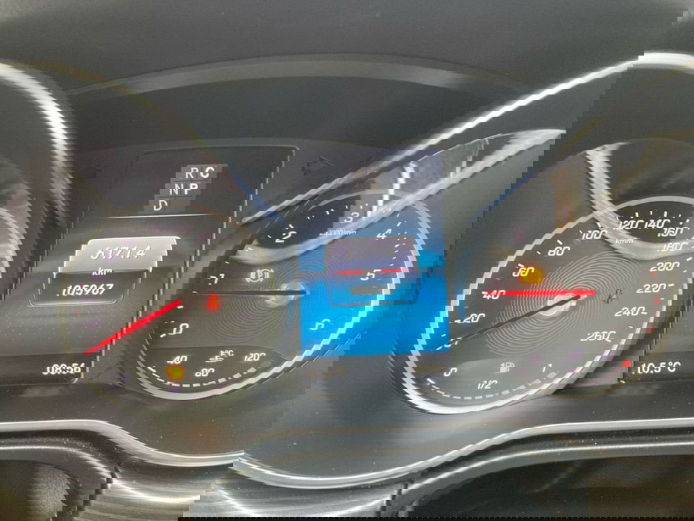 Mercedes-Benz Classe V usata a Milano (13)