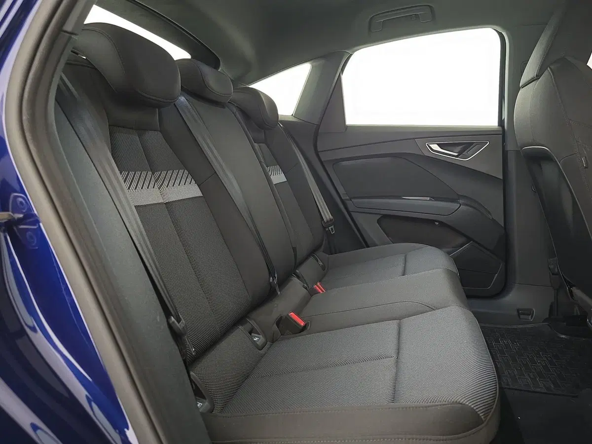 Audi Q4 Sportback usata a Cuneo (14)