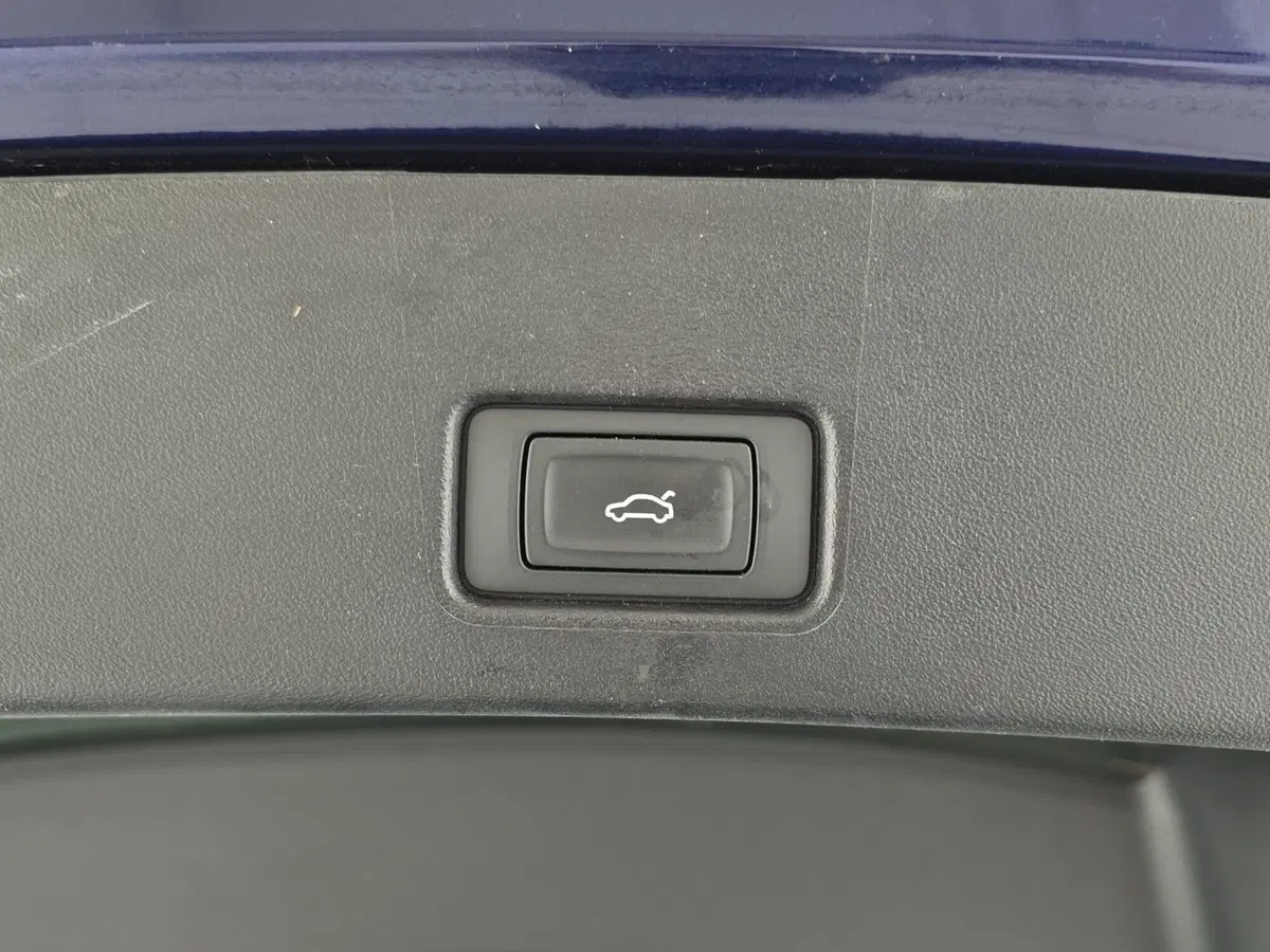 Audi Q4 Sportback usata a Cuneo (9)