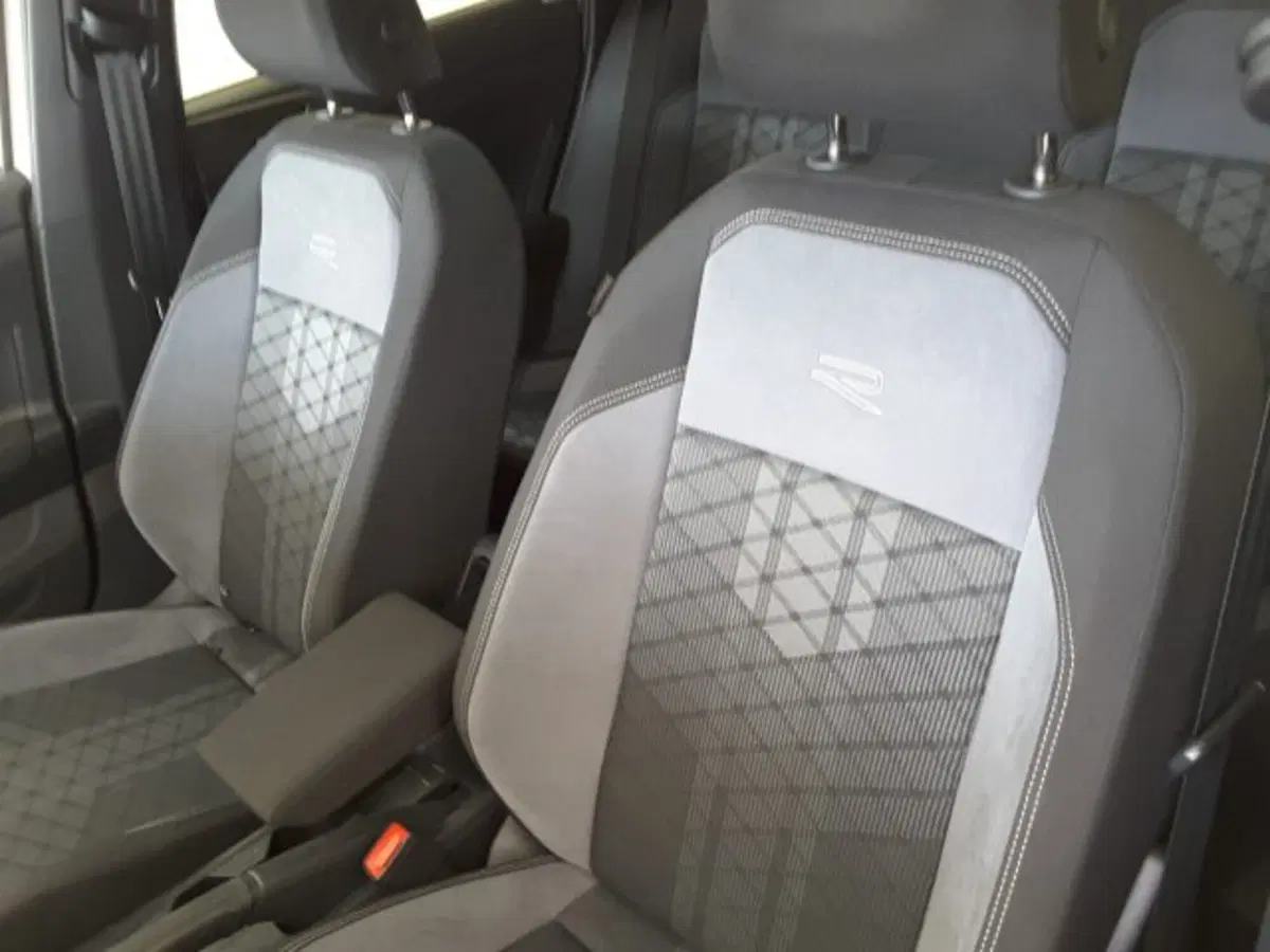 Volkswagen Taigo usata a Firenze (6)