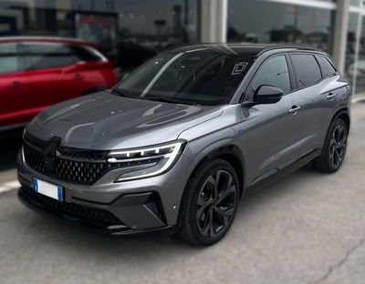 Renault Austral 1.2 full hybrid Techno Esprit Alpine 200cv auto del 2023 usata a Rimini