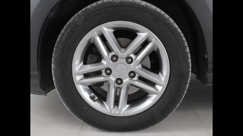 Hyundai Kona usata a Palermo (11)