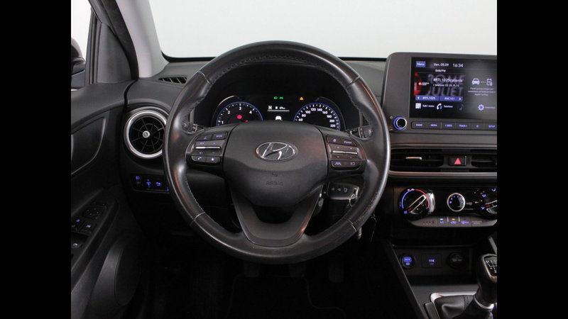 Hyundai Kona usata a Palermo (6)