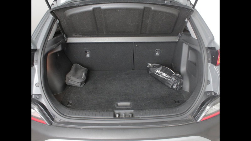 Hyundai Kona usata a Palermo (7)