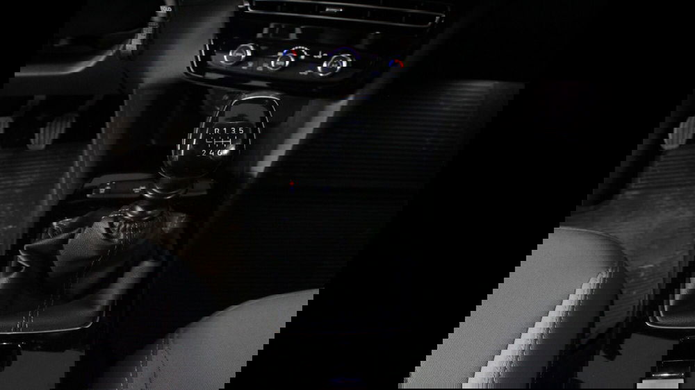 Opel Mokka usata a Palermo (9)