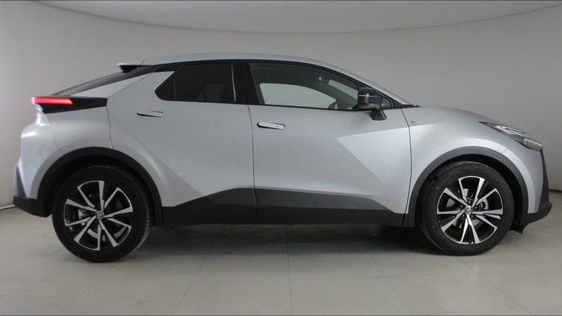 Toyota Toyota C-HR usata a Palermo (13)
