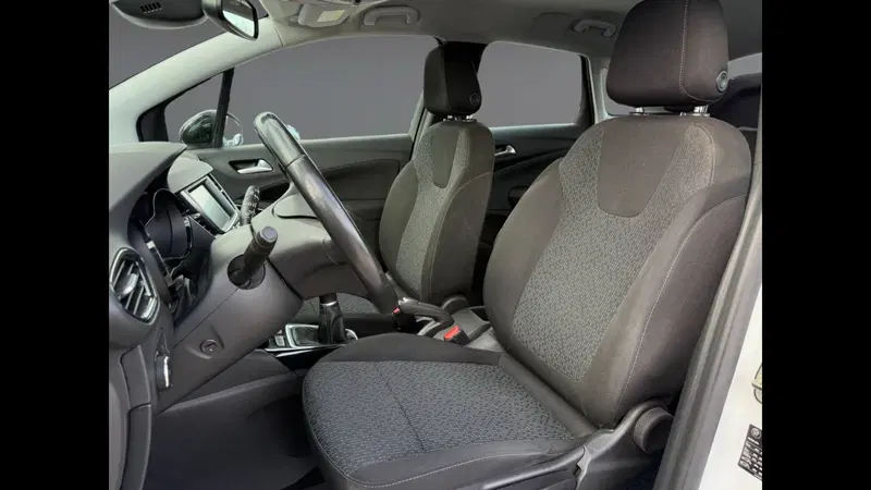 Opel Crossland usata a Palermo (10)