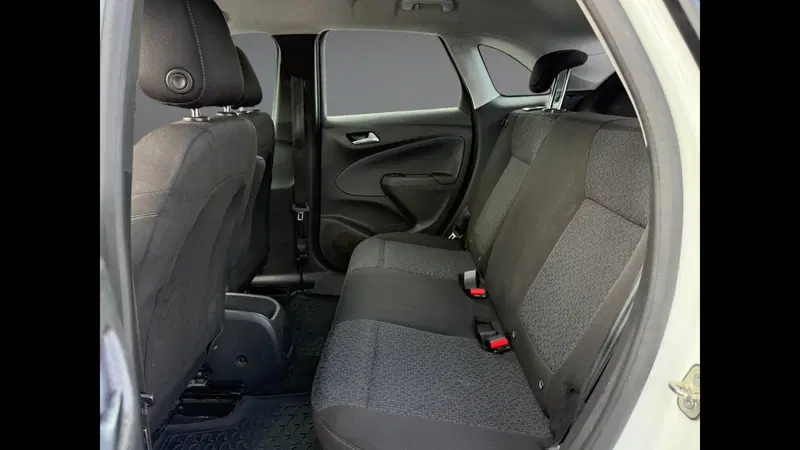 Opel Crossland usata a Palermo (11)