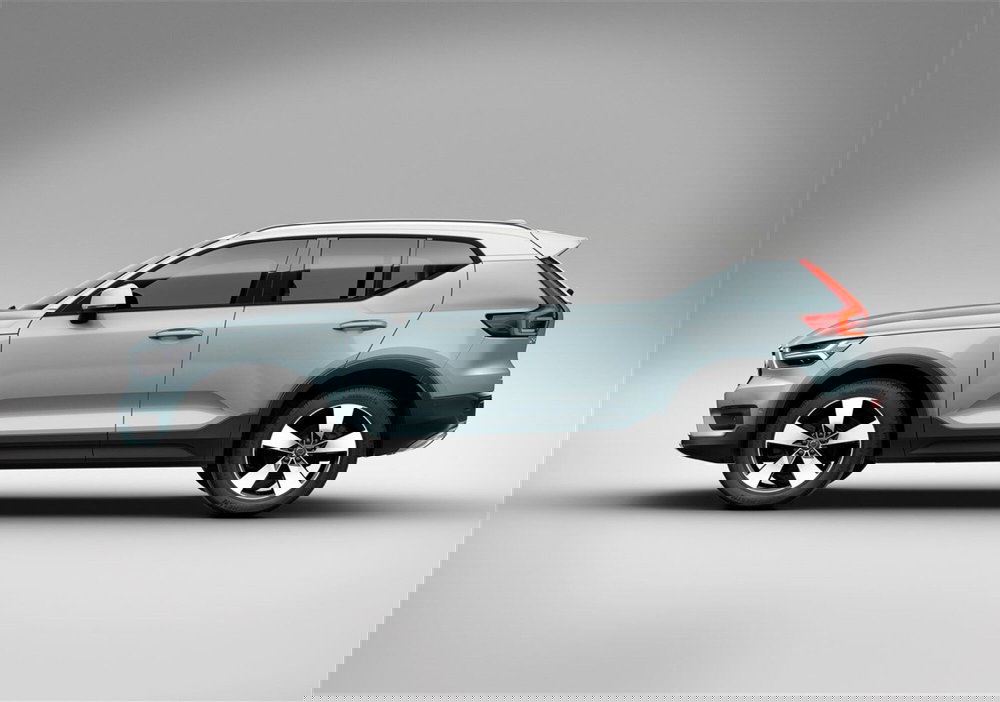 Volvo XC40 usata a Palermo (8)