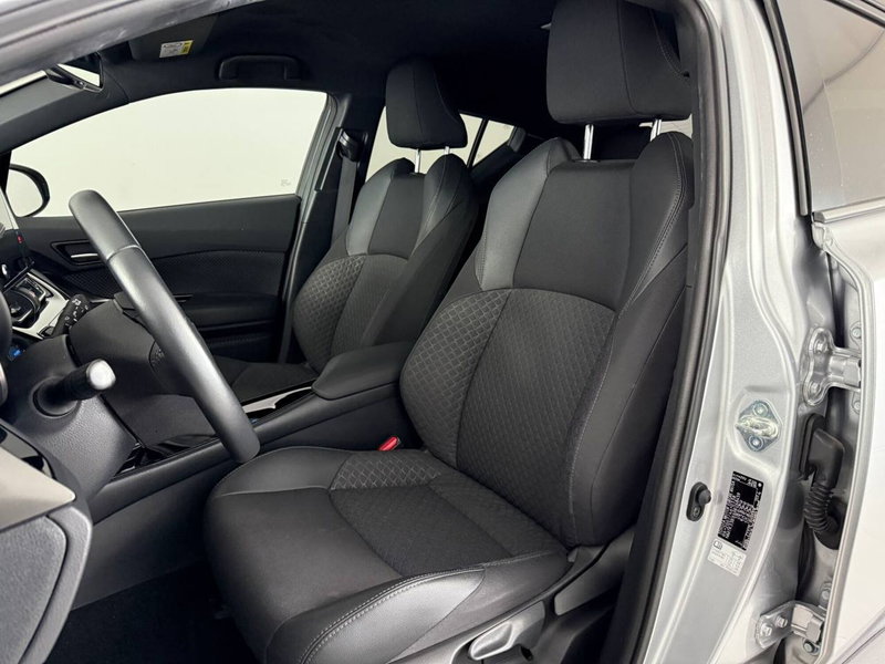 Toyota Toyota C-HR usata a Palermo (12)