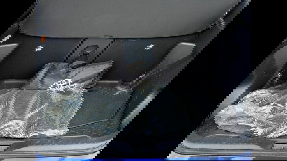 Toyota Yaris Cross usata a Palermo (11)