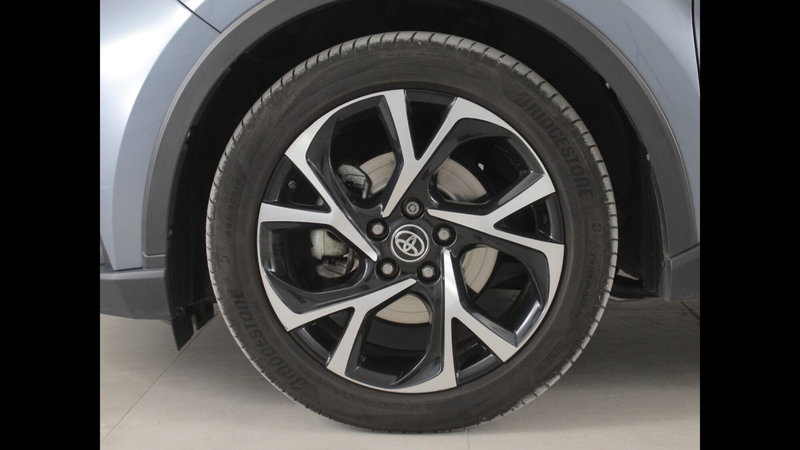 Toyota Toyota C-HR usata a Palermo (15)