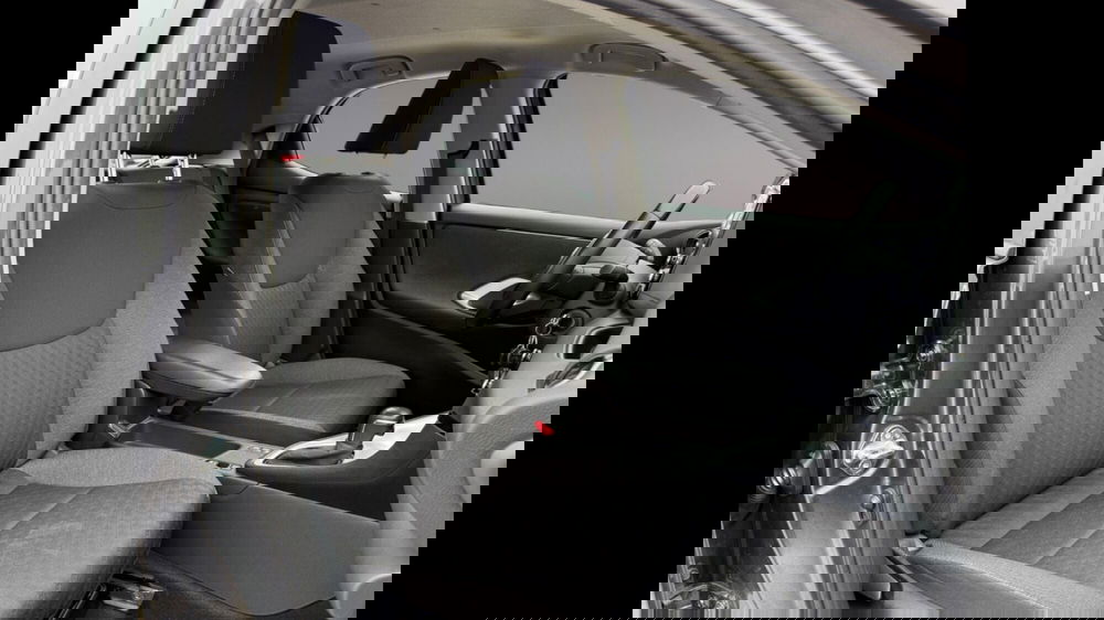 Toyota Yaris usata a Palermo (6)