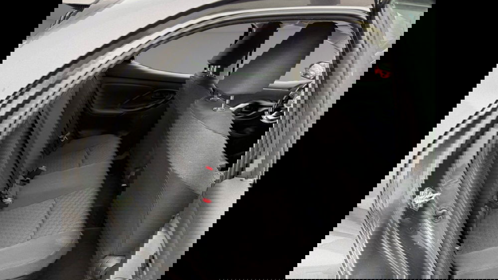 Toyota Yaris usata a Palermo (7)