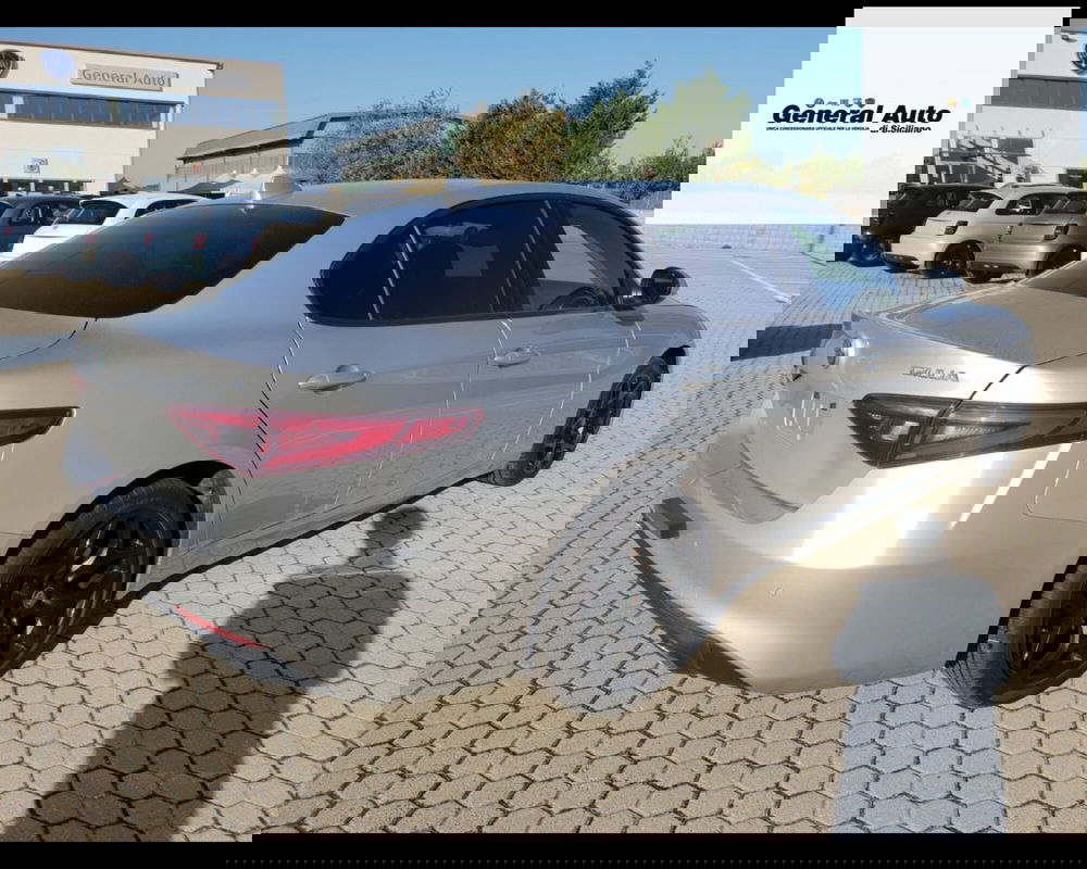 Alfa Romeo Giulia usata a Lucca (3)