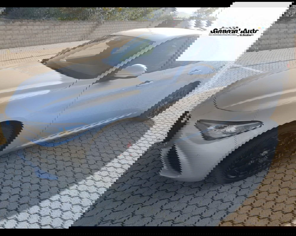 Alfa Romeo Giulia usata a Lucca (7)