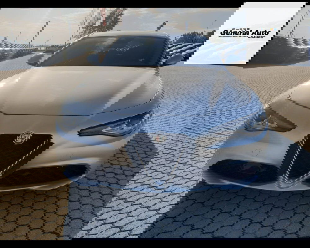 Alfa Romeo Giulia usata a Lucca (8)