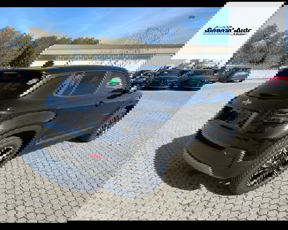 Jeep Avenger nuova a Lucca (3)