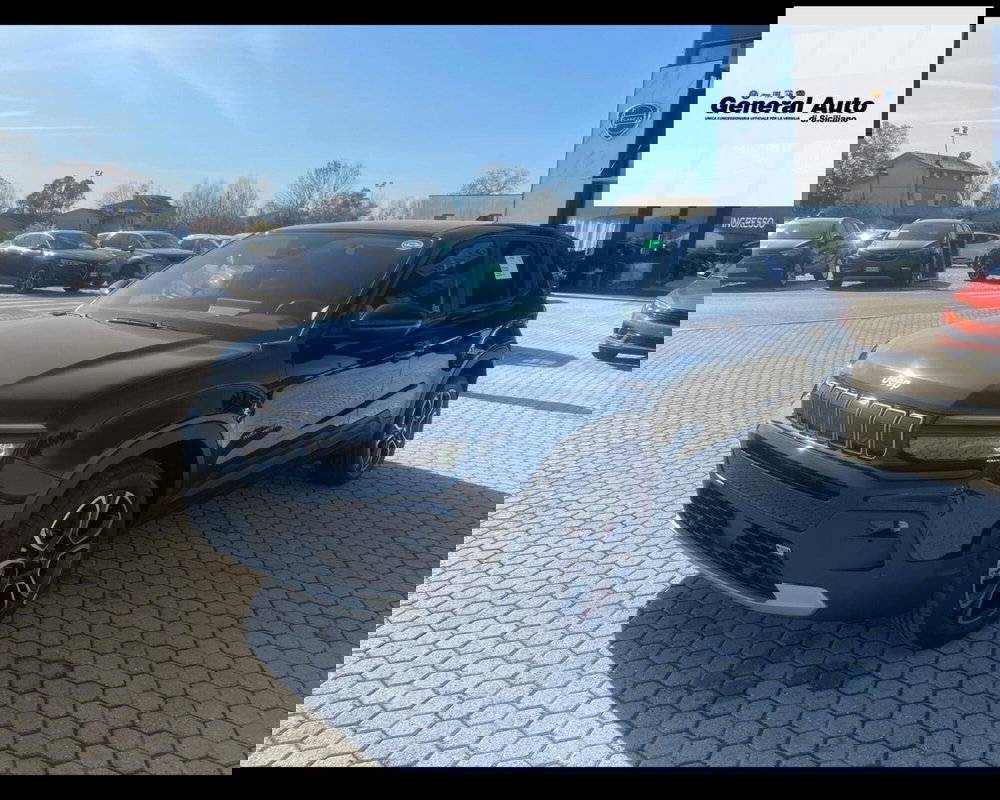 Jeep Avenger nuova a Lucca (7)