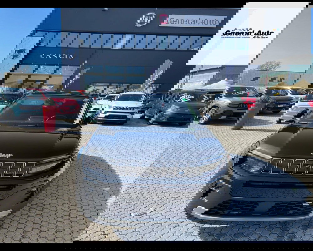 Jeep Avenger nuova a Lucca (8)