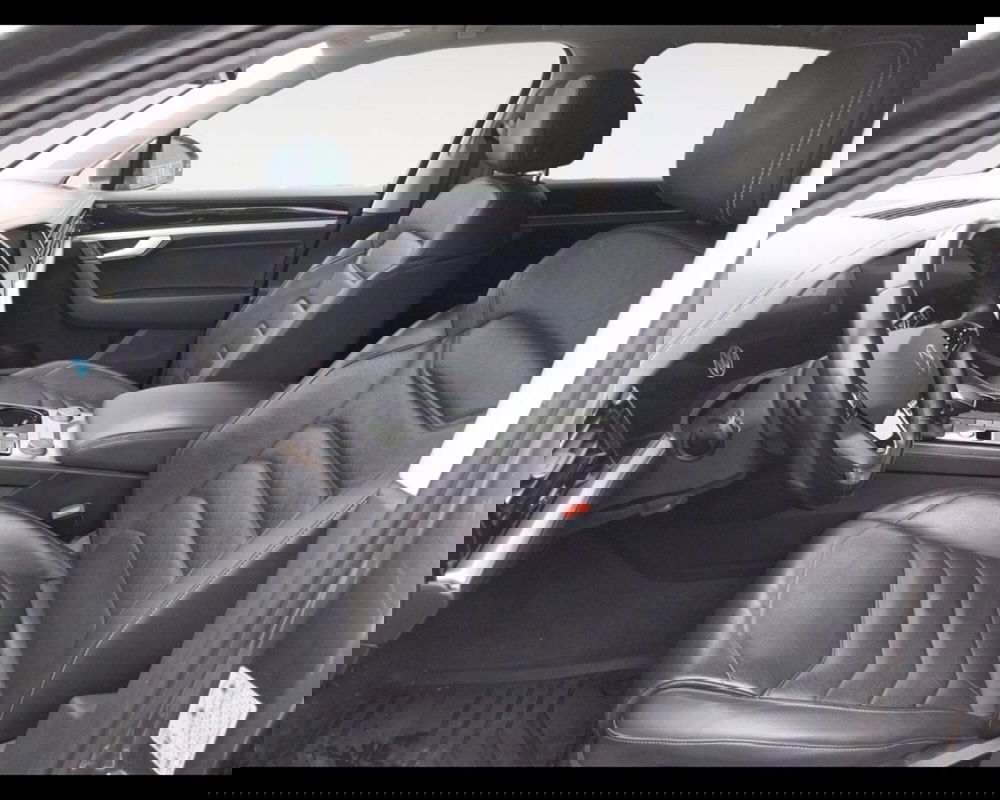 Volkswagen Touareg usata a Ravenna (9)