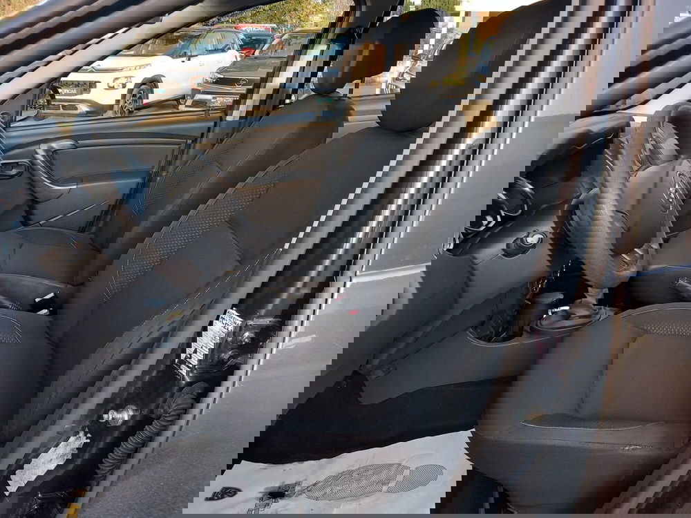 Dacia Duster usata a Lucca (9)