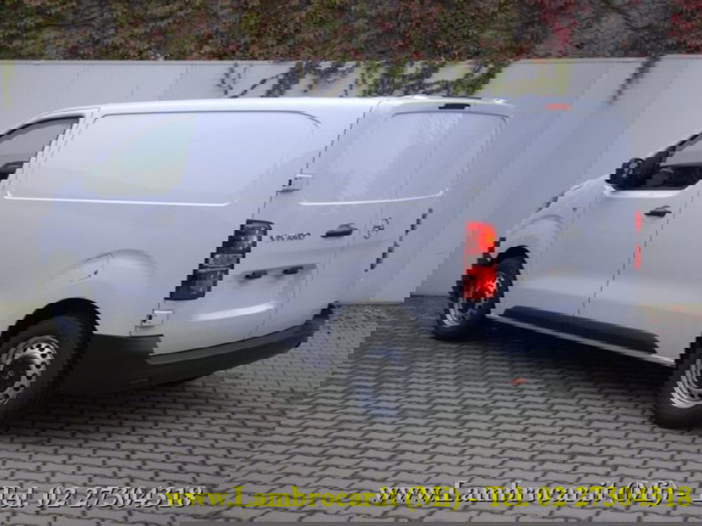 Opel Vivaro Furgone nuova a Milano (15)