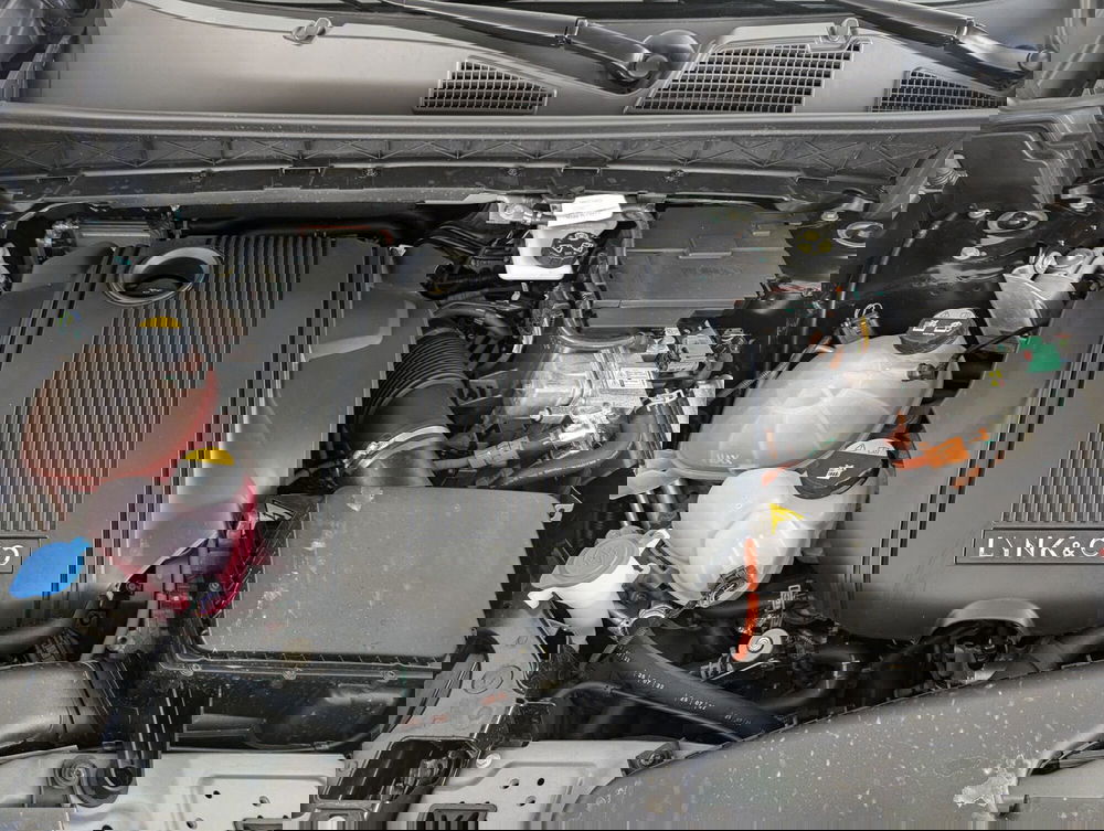 Lynk & Co 01 usata a Pescara (16)