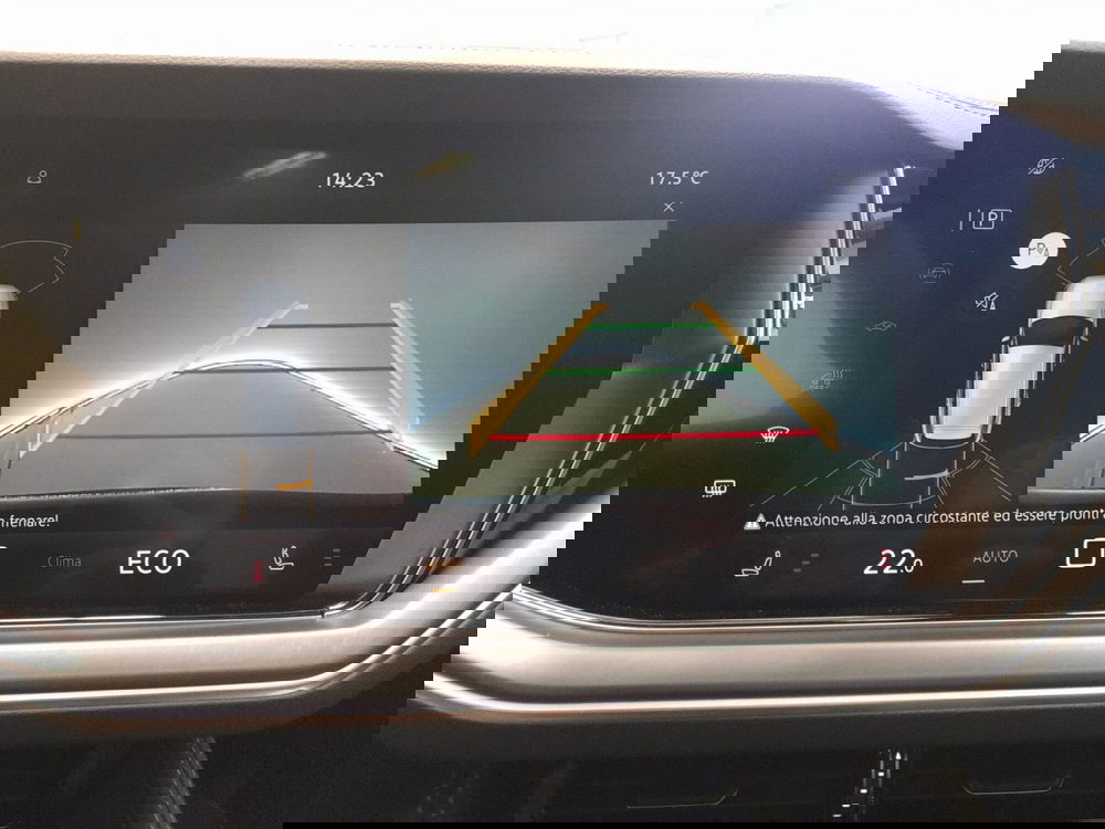 Volkswagen Touareg nuova a Bologna (15)