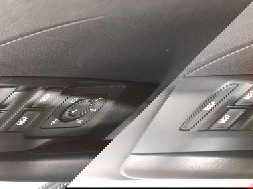 Volkswagen T-Cross nuova a Bologna (9)