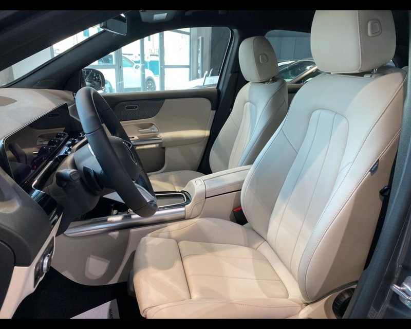 Mercedes-Benz EQA usata a Firenze (10)