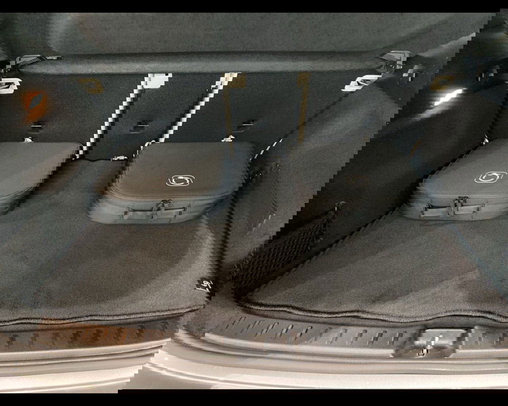 Mercedes-Benz EQA usata a Firenze (12)