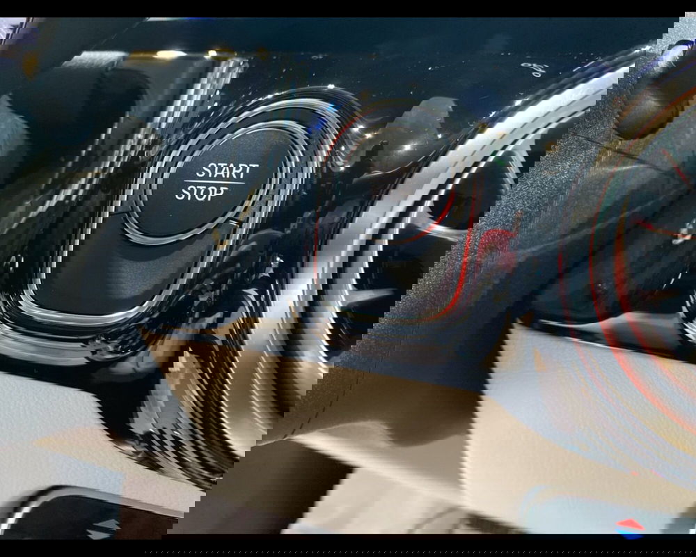 Mercedes-Benz EQA usata a Firenze (19)