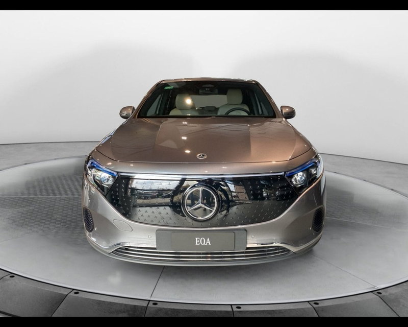 Mercedes-Benz EQA usata a Firenze (2)