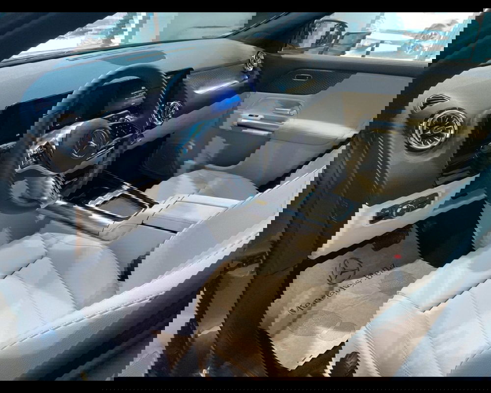 Mercedes-Benz EQA usata a Firenze (8)