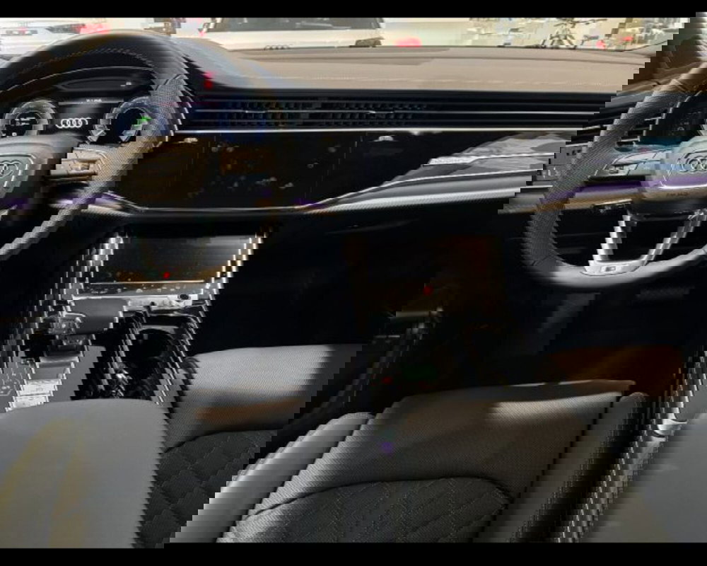 Audi Q7 nuova a Treviso (4)