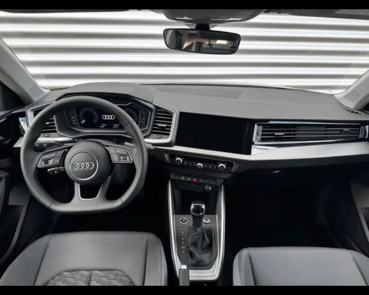 Audi A1 Sportback nuova a Treviso (4)