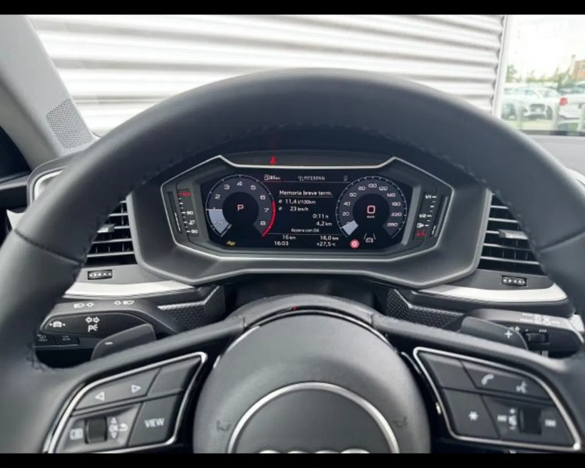 Audi A1 Sportback nuova a Treviso (5)