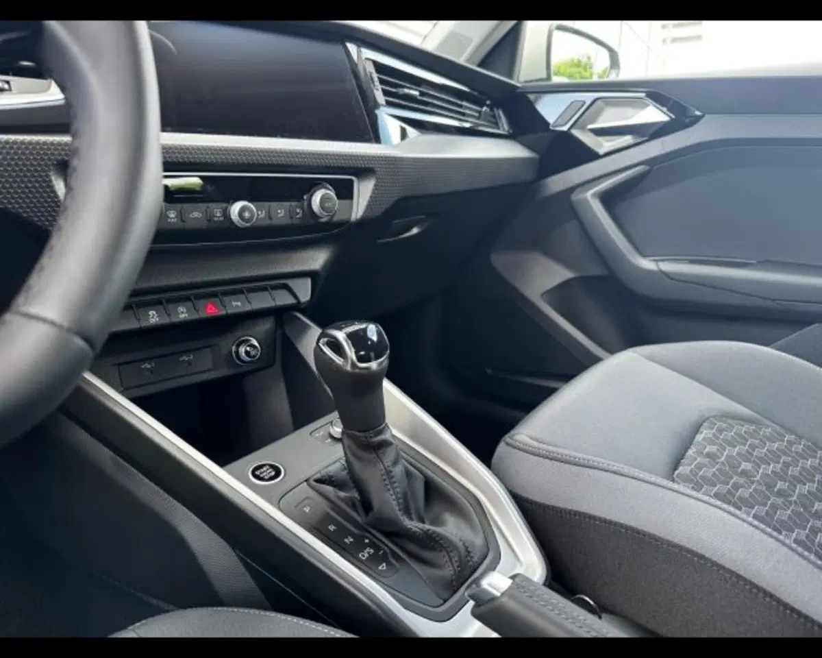 Audi A1 Sportback nuova a Treviso (8)