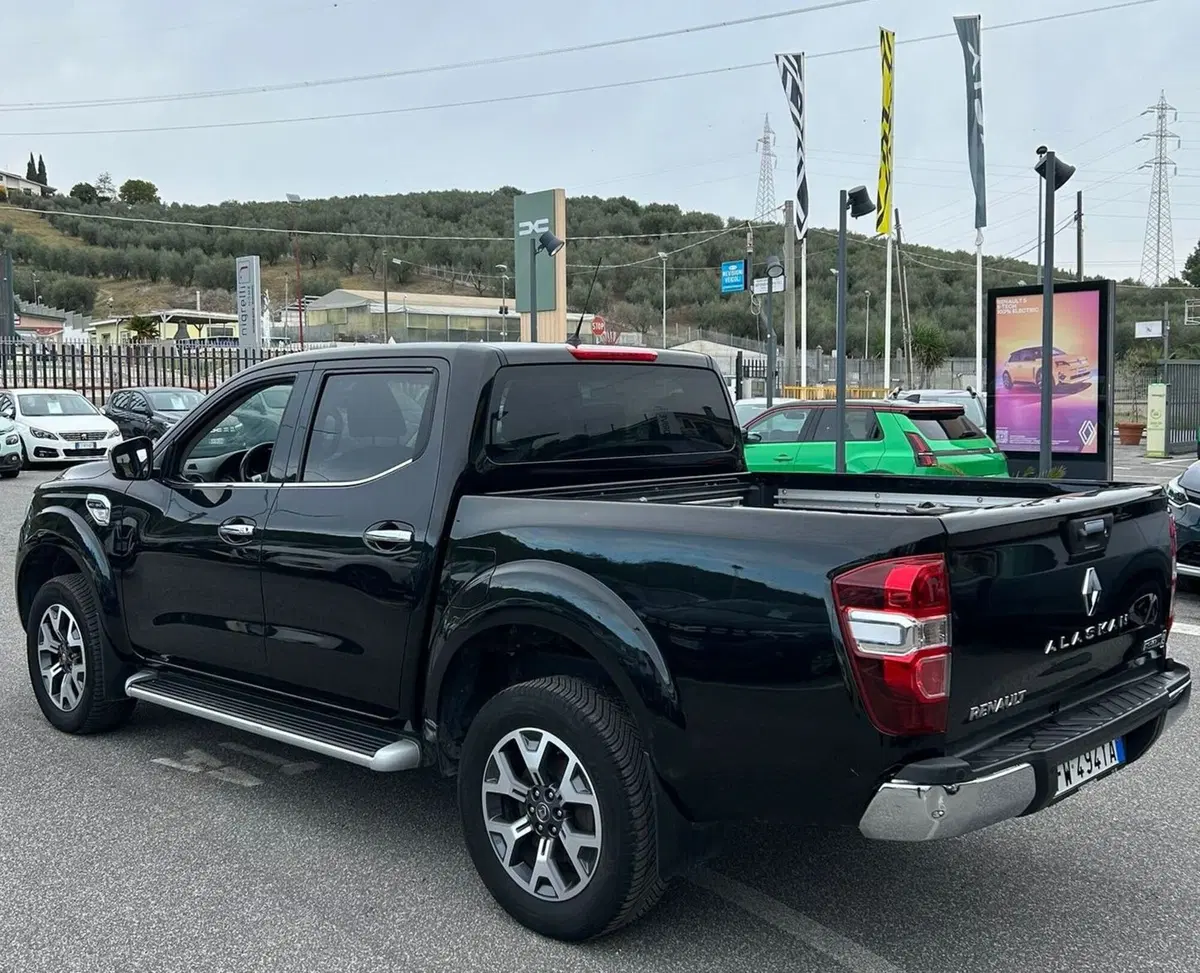 Renault Alaskan usata a Roma (2)